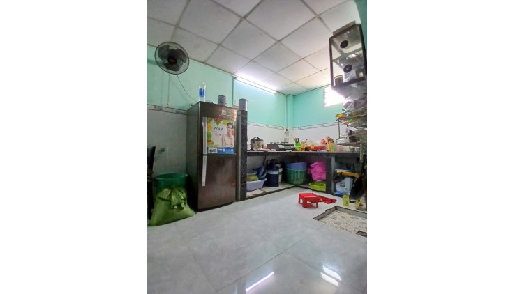 Bán Nhà: Hot!! Nhà Mặt Tiền Huỳnh Thị Hai 72 m2, chỉ 6,3  tỷ, Sát bên UBND Phường, KDC Sầm Uất